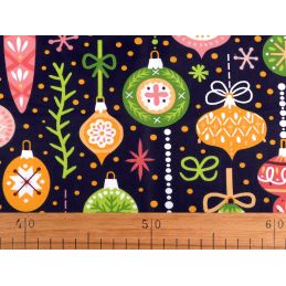 Butika.hu hobby webáruház - Karácsonyi anyag, karácsonyfadíszekkel, patchwork pamutvászon, 160cm/0,5m