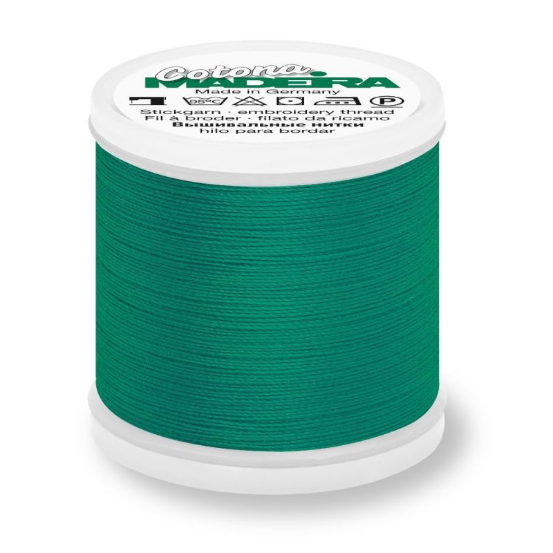 Butika.hu hobby webáruház - Madeira Cotona kézi és gépi, himző- és quilting cérna 200m, No.30 - 667, sötét kékeszöld